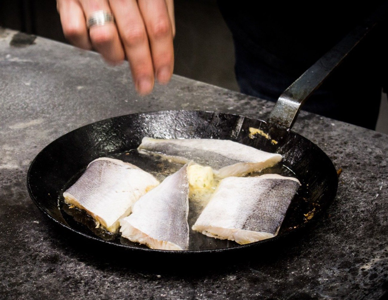Barramundifilet mit Haut 170-230g pro Stück , 360g netto, einzeln entnehmbar