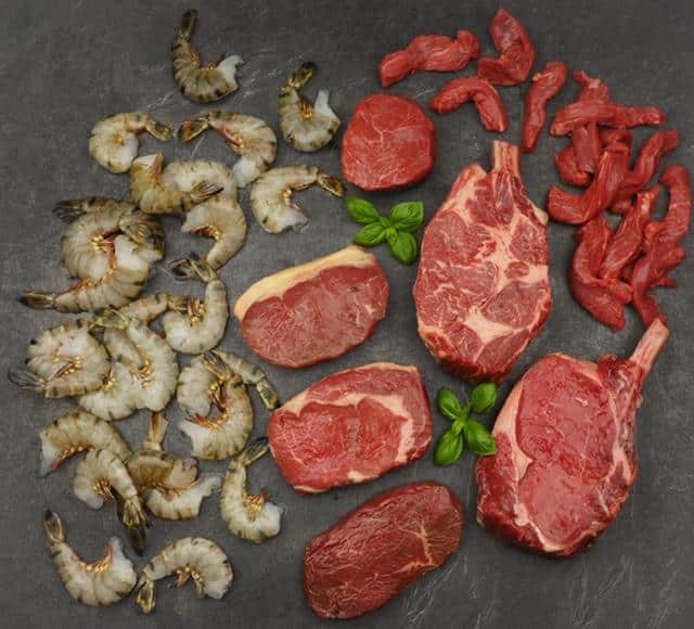 Surf 'n' Turf Box - Paket mit 5 verschiedenen Rindersteaks und Riesengarnelen