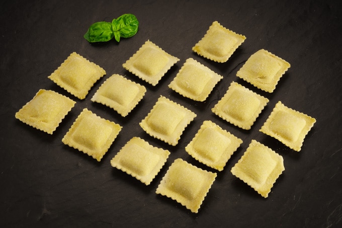 Ravioli gefüllt mit Ossobuco (geschmorter Kalbshaxe)