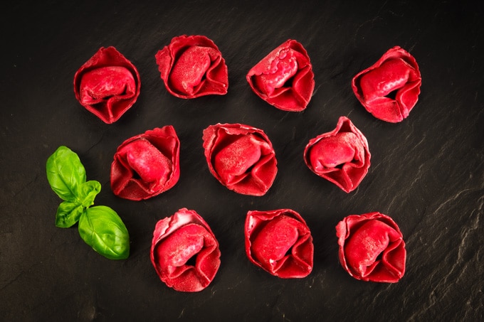 Tortelloni gefüllt mit Ziegenkäse und Trüffel